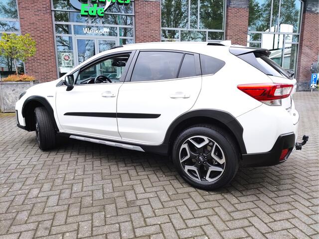 Subaru XV 2.0i e-BOXER Premium Trekhaak - Leder - Schuif-/Kanteldak - Dodehoek detectie - NL auto