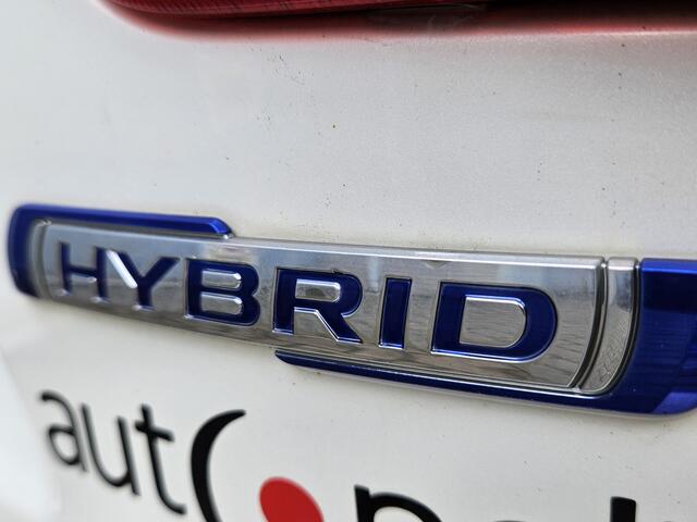 Suzuki IGNIS 1.2 Smart Hybrid NAVI TEL ECC LM CC KEYLESS