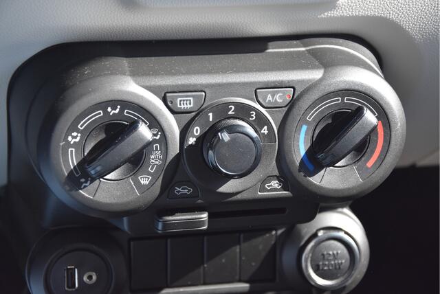 Suzuki IGNIS 1.2 Select Intro