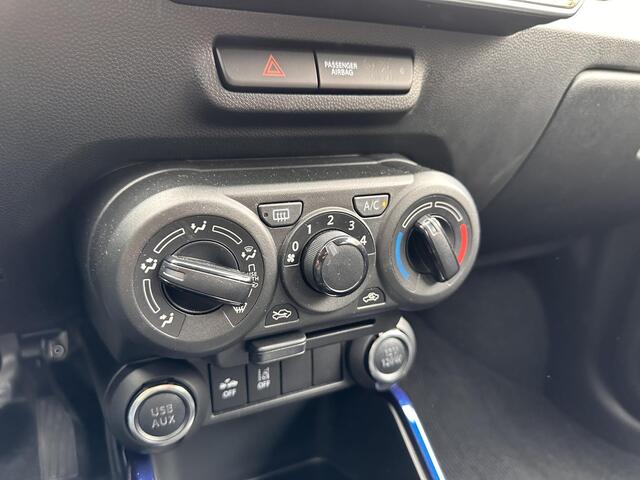 Suzuki IGNIS 1.2 Smart Hybrid Select Automaat | 6.500 km | Navigatie | Achteruitrijcamera | Rijklaar