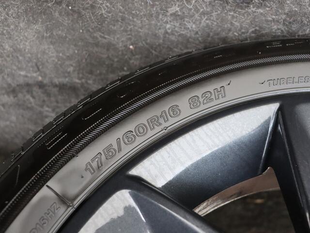 Suzuki IGNIS 1.2 Select Intro | Airco | Camera |