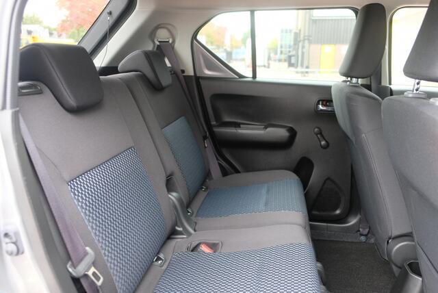 Suzuki IGNIS 1.2 83pk Smart Hybrid Select | App Connect | Airco | Camera | Stoelverwarming | 16" velgen