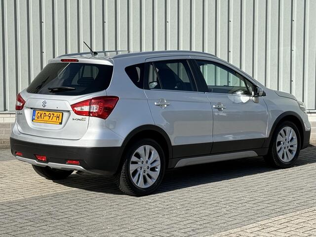 Suzuki S-Cross 1.0 Boosterjet Exclusive / Stoelverwarming / Navigatie / Achteruitrijcamera / All Season banden / Climate Control / Xenon verlichting /