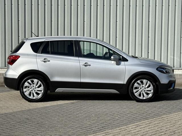 Suzuki S-Cross 1.0 Boosterjet Exclusive / Stoelverwarming / Navigatie / Achteruitrijcamera / All Season banden / Climate Control / Xenon verlichting /