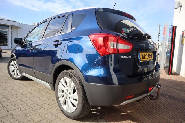 Suzuki S-Cross 1.4 BoosterJet Exclusive Trekhaak/Navi/Apple/AndroidAuto