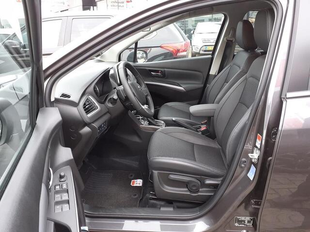 Suzuki S-Cross 1.5 Hybrid Style