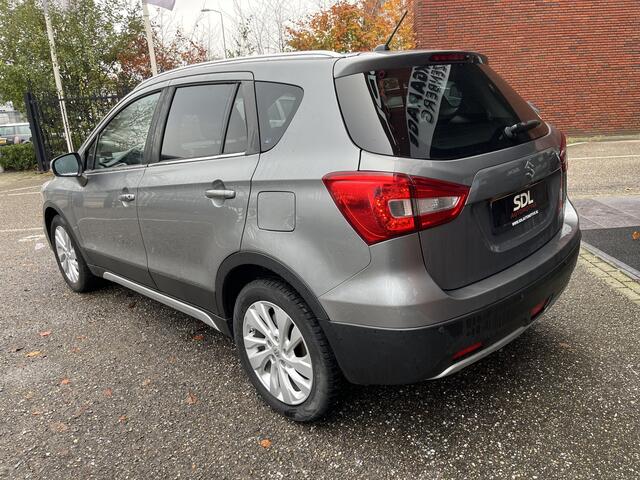Suzuki S-Cross 1.0 Boosterjet Select // LED // KEYLESS // CAMERA+SENSOREN // CRUISE // NAVI+CARPLAY // STOELVERWARMING //