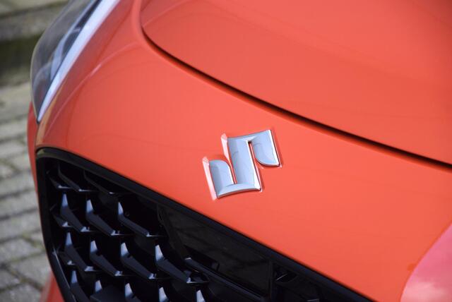 Suzuki SWIFT 1.2 Comfort Smart Hybrid | Van ¤21.995,- naar ¤19.995,-!! | 6 jaar garantie of 150.000 KM |