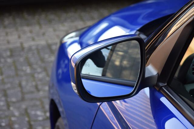 Suzuki SWIFT 1.2 Style Smart Hybrid | Van ¤25.595,- naar ¤23.595,-!! | 6 jaar garantie of 150.000 KM |