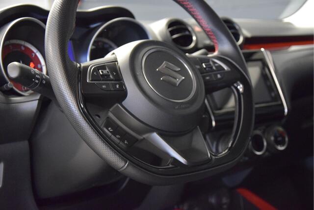 Suzuki SWIFT 1.4 Sport Xenon Clima Navi Camera Adapt Cruise 17inch! Nieuwstaat!