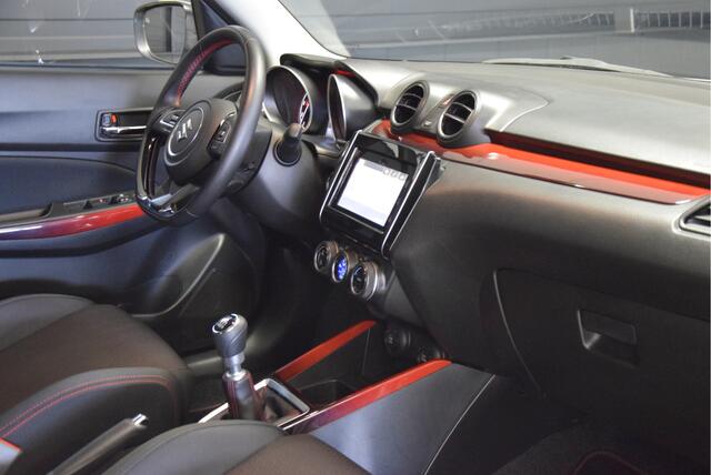 Suzuki SWIFT 1.4 Sport Xenon Clima Navi Camera Adapt Cruise 17inch! Nieuwstaat!