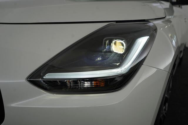 Suzuki SWIFT 1.2 Style Smart Hybrid