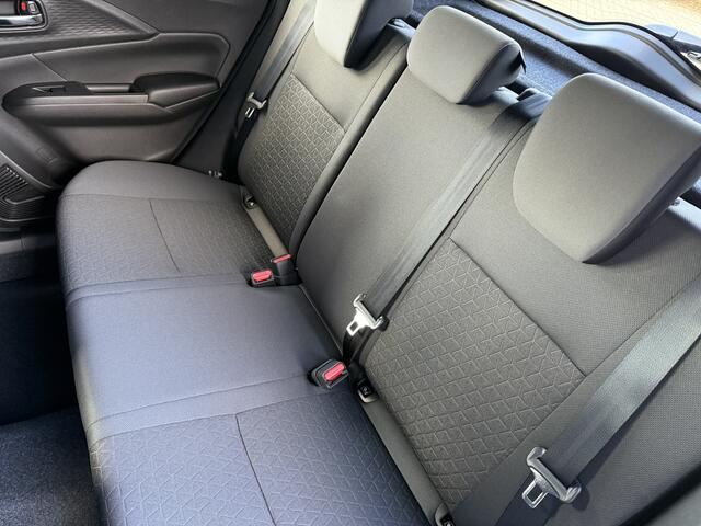 Suzuki SWIFT 1.2 Style Smart Hybrid Nieuw uit voorraad leverbaar! 6 jaar garantie