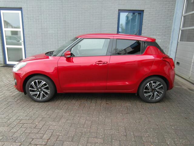 Suzuki SWIFT 1.2 Style Smart Hybrid Inclusief Afleveringskosten