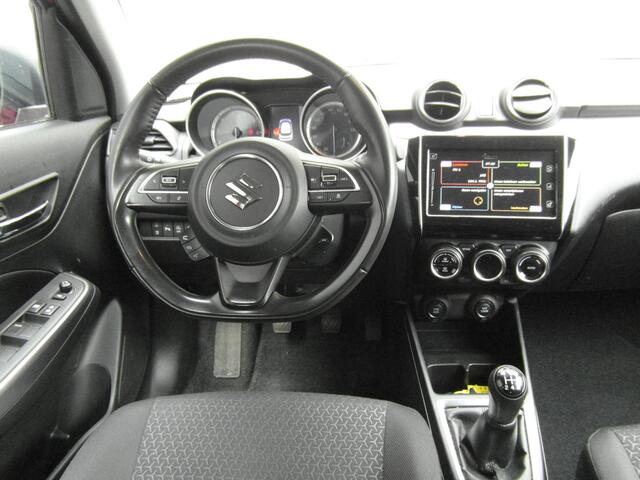 Suzuki SWIFT 1.2 Style Smart Hybrid Inclusief Afleveringskosten