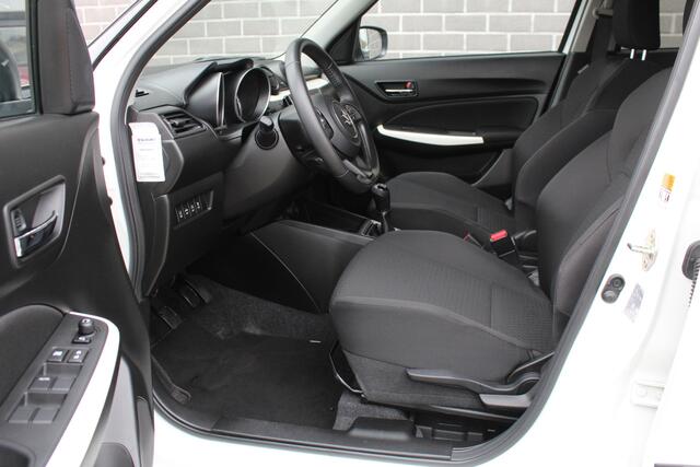 Suzuki SWIFT 1.2 Stijl Smart Hybrid / Carplay / Keyless / N.A.P.