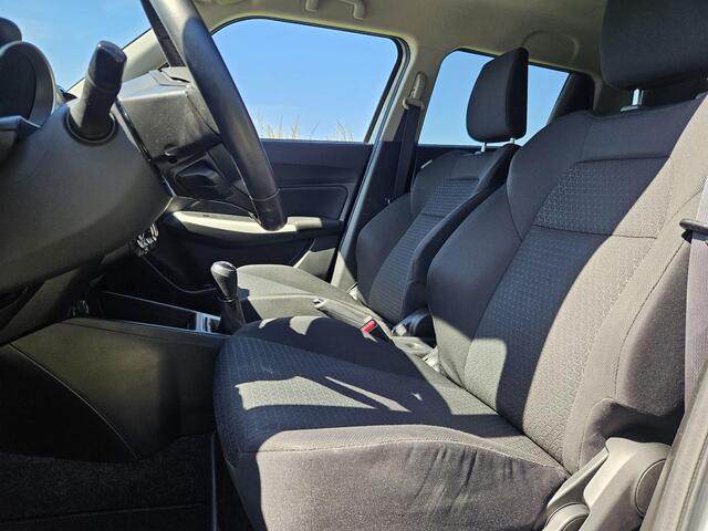 Suzuki SWIFT 1.2 Select Smart Hybrid // NAP