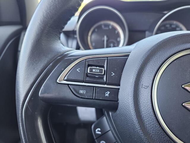 Suzuki SWIFT 1.2 Select Smart Hybrid // NAP