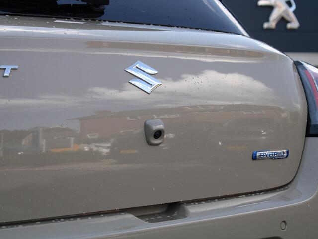 Suzuki SWIFT Style 1.2 Smart Hybrid 82PK 5DRS Navigatie, Parkeerhulp achter, Camera Achter, Lichtmetalen velgen