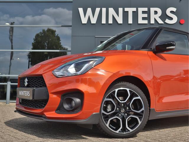 Suzuki SWIFT 1.4 Sport Smart Hybrid Cr.Control | Stoelverw | Navi | BT | Camera | ECC | 17"LMV | LED |