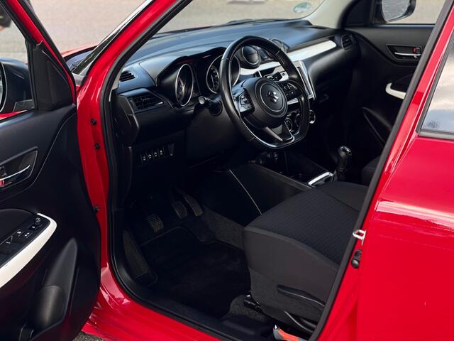 Suzuki SWIFT 1.2 STYLE CAMERA NAVI KEYLESS ADD. CRUISE