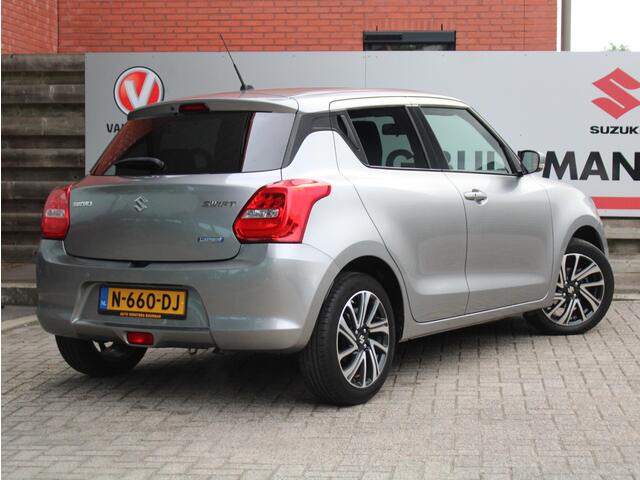 Suzuki SWIFT 1.2 Style Smart Hybrid CVT Automaat Navigatie, Cruise Control Adaptief, Stoelverwarming, Achteruitrijcamera, Parkeersensoren Achter