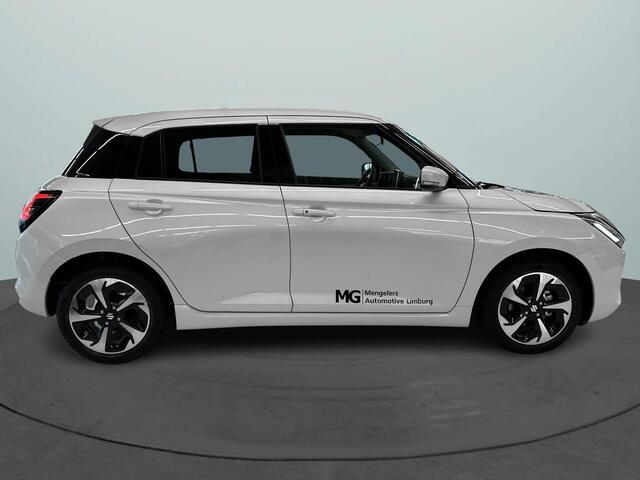 Suzuki SWIFT 1.2 Style Smart Hybrid Climate Control / Cruise Control Adaptief / Navigatie / All-Seasonbanden / DEMO