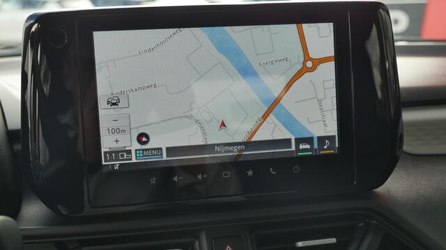 Suzuki SWIFT 1.2 Style Smart Hybrid