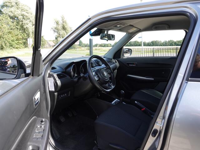 Suzuki SWIFT 1.2 Style Smart Hybrid ADAPT. CRUISE | LMV | NAVI | ECC | CAMERA