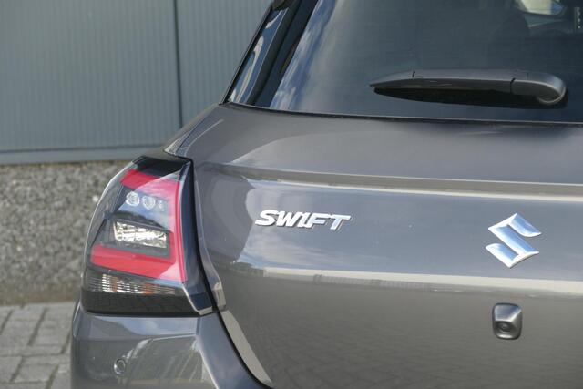 Suzuki SWIFT 1.2 Style Smart Hybrid | RIJKLAARPRIJS |