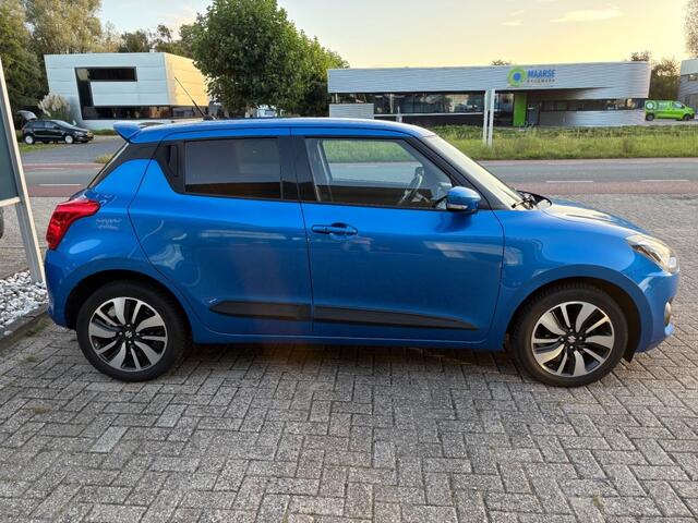 Suzuki SWIFT 1.0 5-drs Boosterjet Smart Hybrid Stijl