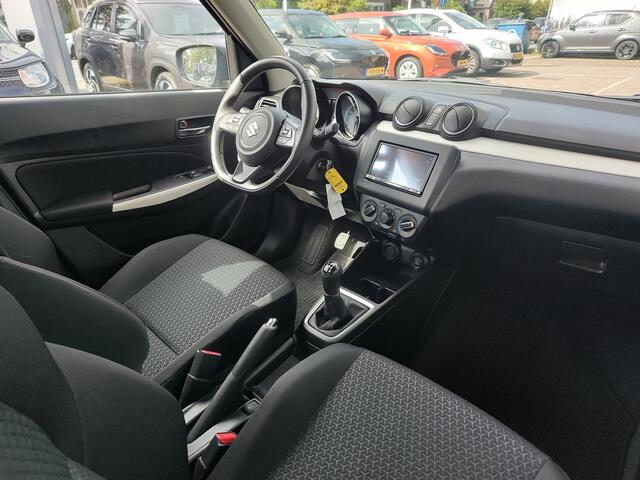 Suzuki SWIFT 1.2 SELECT SMART HYBRID Stoelverwarming | Adaptive Cruise | Dodehoeksensoren