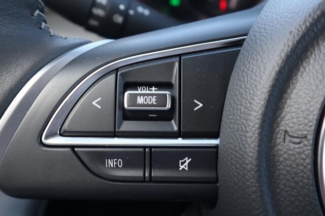 Suzuki SWIFT 1.2 Style Smart Hybrid Navi/Keyless/Cruise