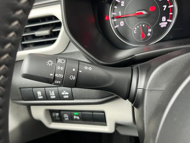 Suzuki SWIFT 1.2 Select Smart Hybrid | Direct uit voorraad leverbaar |