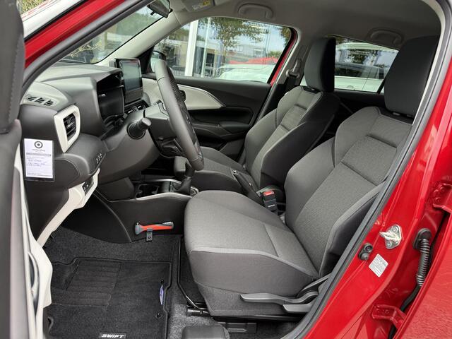 Suzuki SWIFT 1.2 Style Smart Hybrid **STOELVERWARMING/ KEYLESS/ NAVIGATIE/ DODEHOEK DETECTIE**