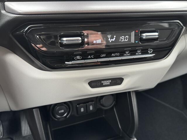 Suzuki SWIFT 1.2 Style Smart Hybrid Nu met ¤2.300 klantvoordeel info: M.Safari