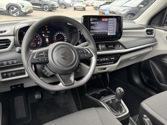 Suzuki SWIFT 1.2 Style Smart Hybrid Nu met ¤2.300 klantvoordeel info: M.Safari