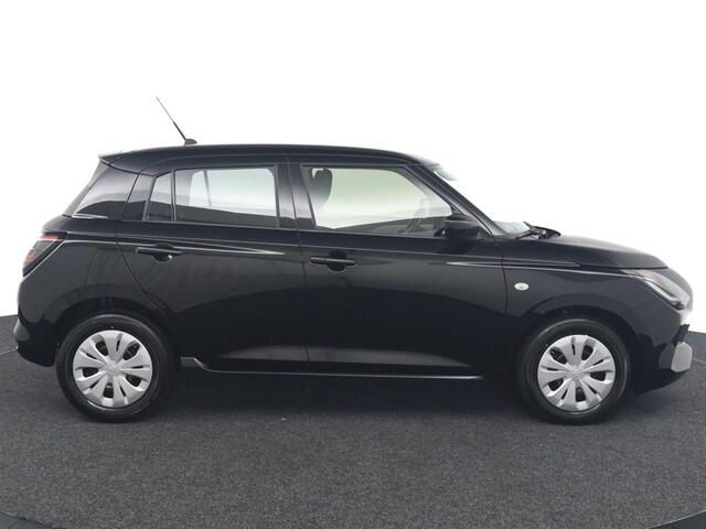 Suzuki SWIFT 1.2 Comfort Smart Hybrid | ¤2300,- Korting | Nieuwe Auto | Navigatie | Keyless Entry | Draadloos Apple Carplay & Android Auto |
