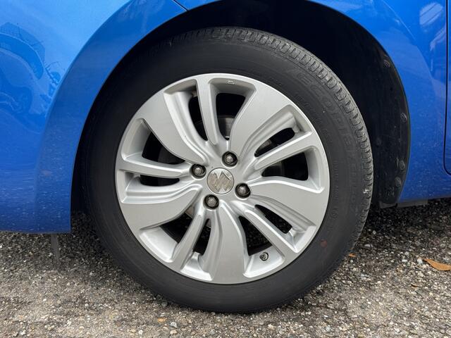 Suzuki SWIFT 1.2 Select // AUTOMAAT!! // NAVI // CAMERA // STOEL VERWARMING // AIRCO // MISTLAMPEN //