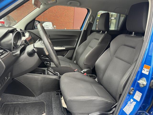 Suzuki SWIFT 1.2 Select // AUTOMAAT!! // NAVI // CAMERA // STOEL VERWARMING // AIRCO // MISTLAMPEN //