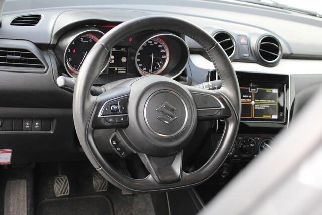 Suzuki SWIFT 1.2 Select Smart Hybrid , GT- Pakket en maar 20000 km!!