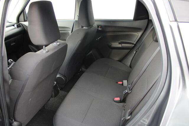 Suzuki SWIFT 1.2 Select Smart Hybrid , GT- Pakket en maar 20000 km!!
