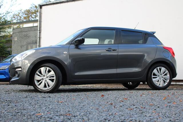 Suzuki SWIFT 1.2 Select Smart Hybrid , GT- Pakket en maar 20000 km!!