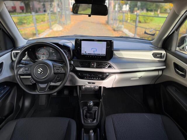 Suzuki SWIFT 1.2 Smart Hybrid | Adaptive | Camera | !3800KM! | Blind Spot | Navi |