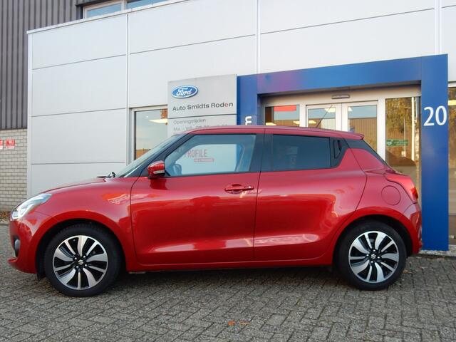 Suzuki SWIFT 1.2 90PK Stijl 5 deurs | Adapt. cruise | Camera | LED | Nav | All season banden | Trekhaak |