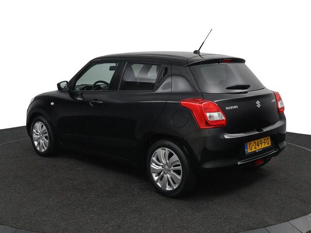 Suzuki SWIFT 1.2 Select | Stoelverwarming | Navigatie | Achteruitrijcamera | Lichtmetalen Velgen |