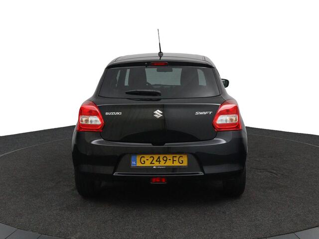 Suzuki SWIFT 1.2 Select | Stoelverwarming | Navigatie | Achteruitrijcamera | Lichtmetalen Velgen |