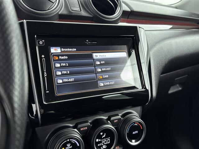 Suzuki SWIFT 1.4 Sport Smart Hybrid | Parkeersensoren | Stoelverwarming | Parkeercamera | Cruise Control Adaptief |