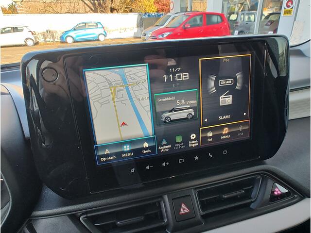 Suzuki SWIFT 1.2 SELECT SMART HYBRID AUT. Navi | Dodehoeksensoren | Keyless