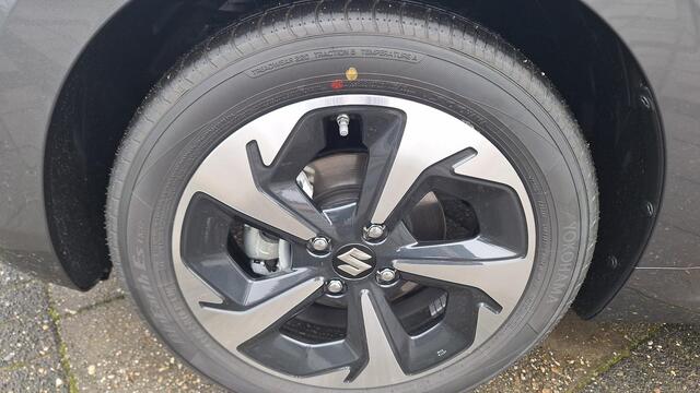 Suzuki SWIFT 1.2 Style Smart Hybrid